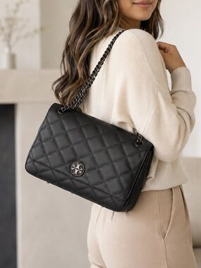 Tory Burch Willa MatteShoulder Bag L Quilt Leather Convertible Chain straps